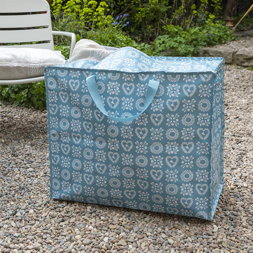 29223-blue-friendship-jumbo-storage-bag-lifestyle